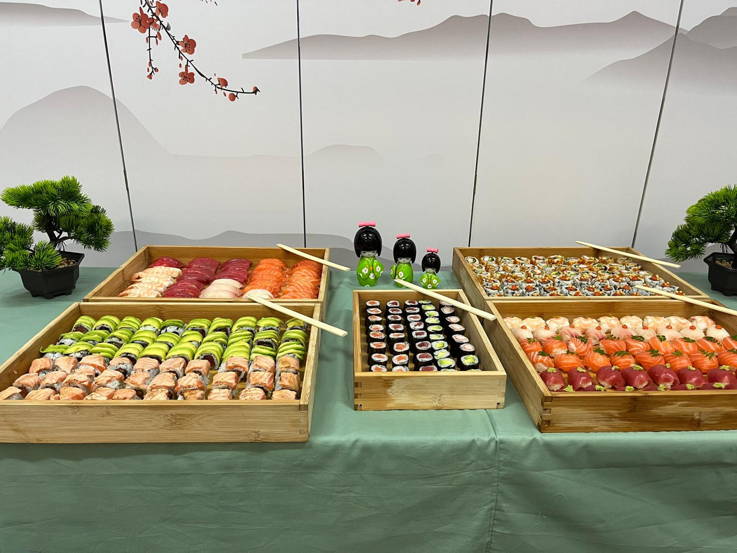 NEW: Japanese decoration available for our catering service