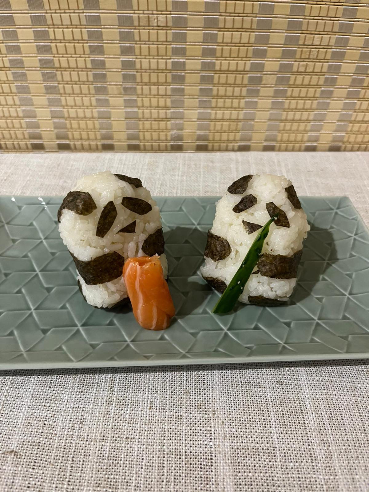 Salmon panda sushi (1PC)