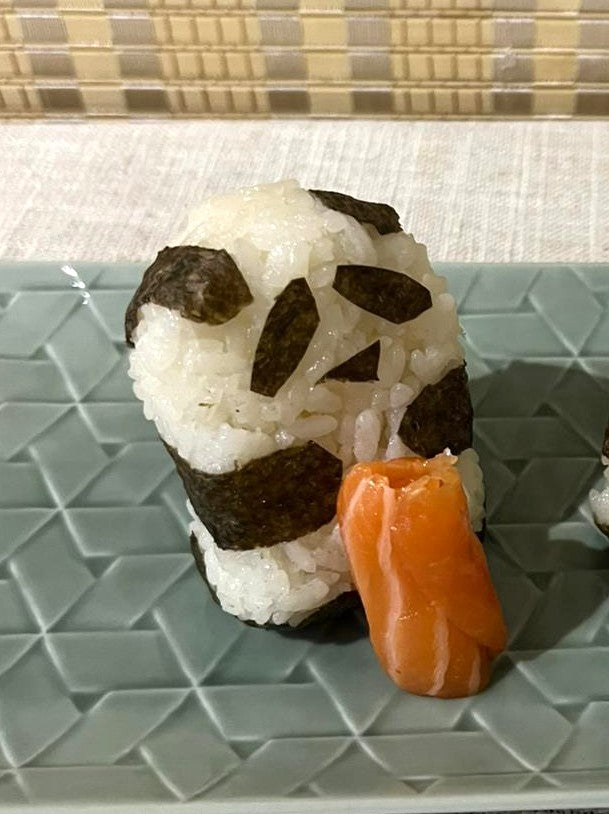 Salmon panda sushi (1PC)