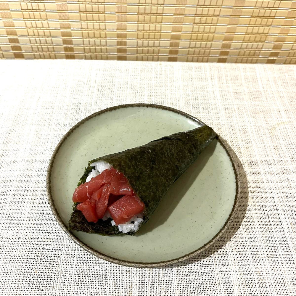 Tuna hand roll (1PC)